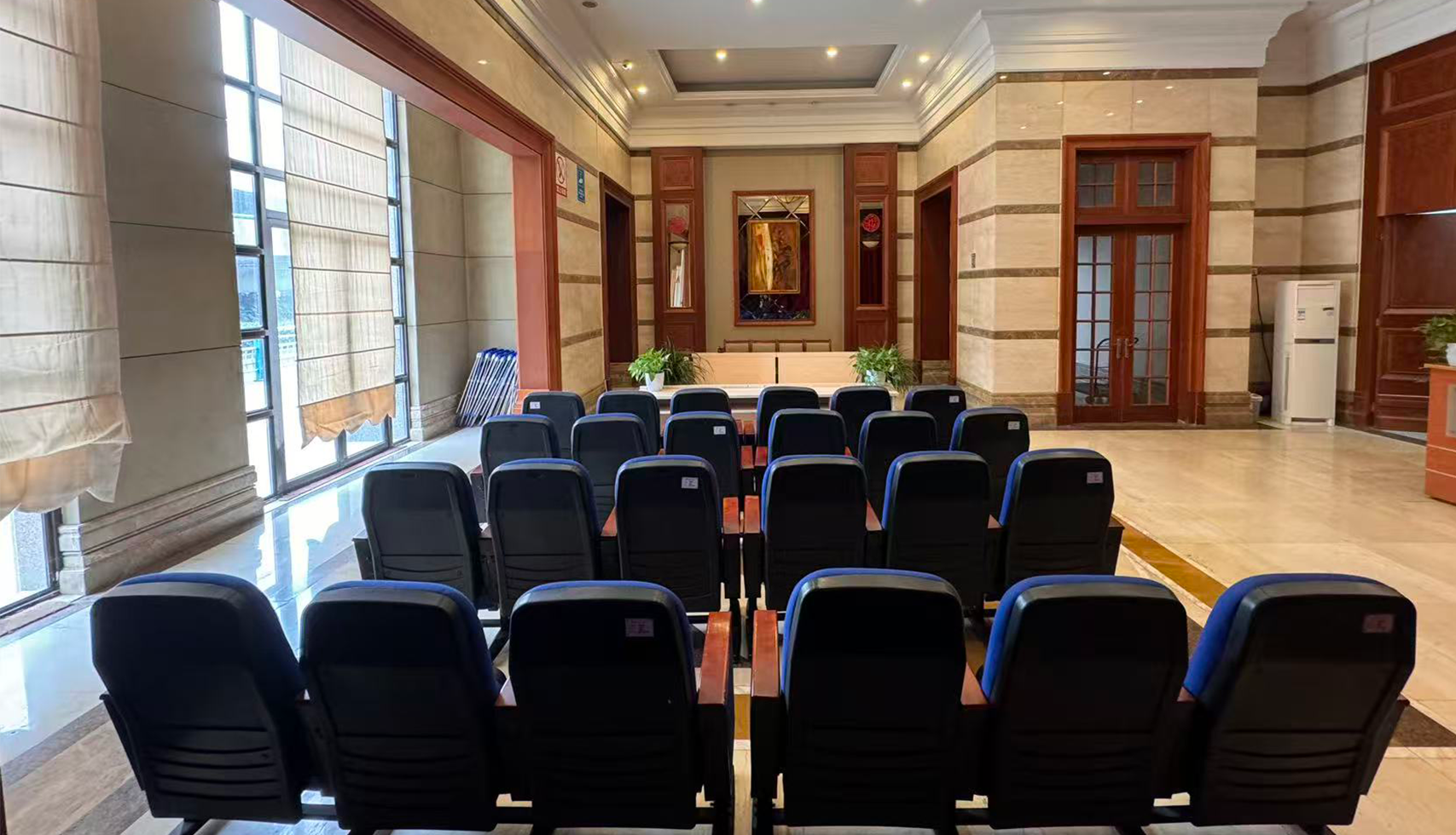 中型會(huì)議室