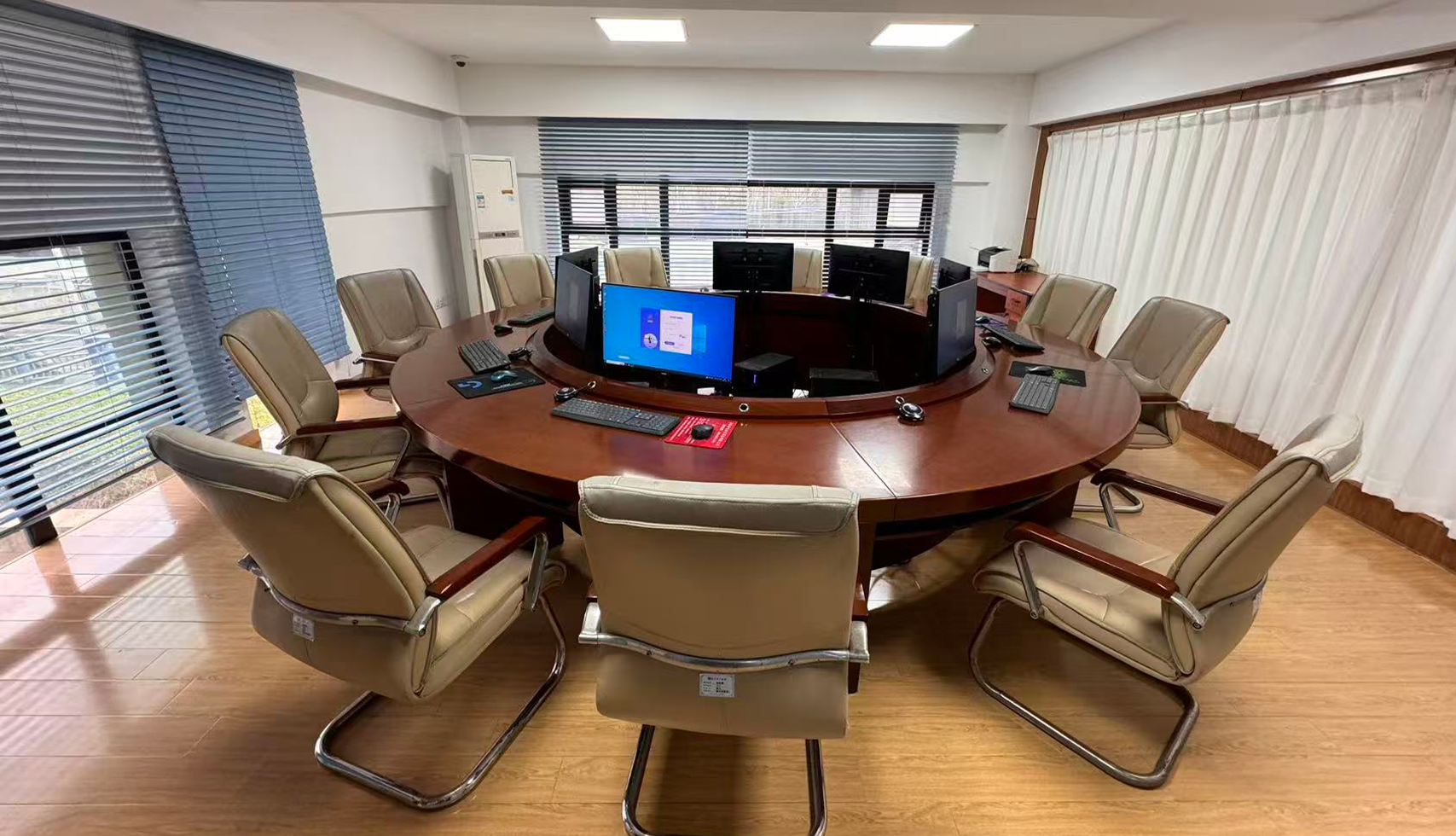 專業(yè)評(píng)標(biāo)室